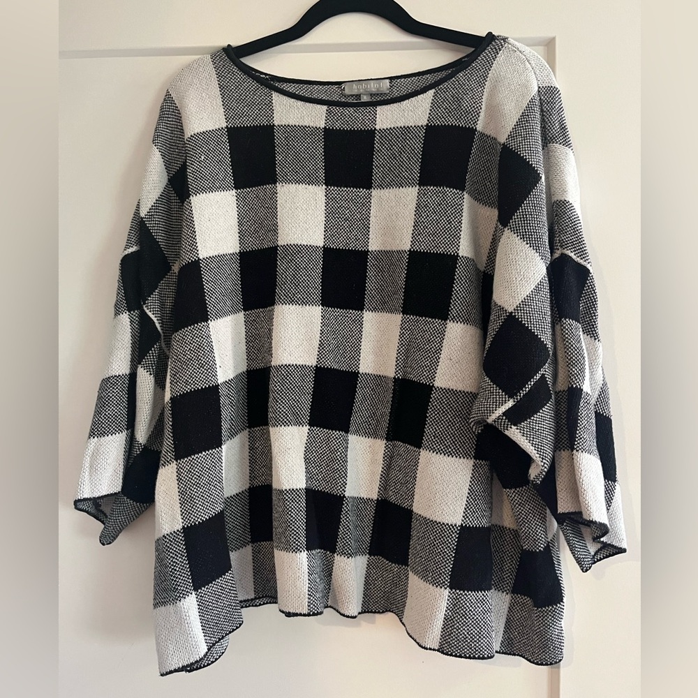 Habitat Women’s XL Black and White Checkered Sweater